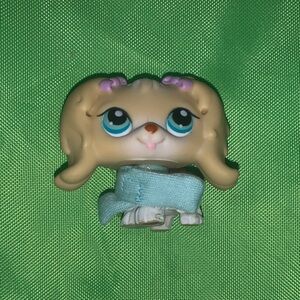 Hasbro LPS Littlest Pet Shop Tan Dog with Scarf (#175)